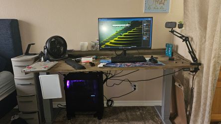 Standing desk
