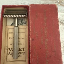 Vintage Valet AutoStrop Single Edge Safety Razor set in its original box, likely from the early 20th century, possibly the 1930s as suggested by simil