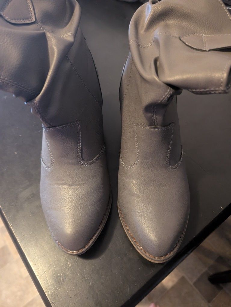 Size 9 Boots