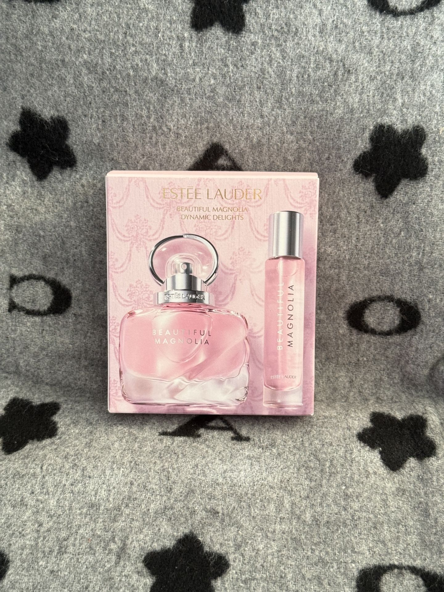 Estée Lauder beautiful magnolia set