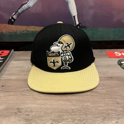 Mitchell & Ness New Orleans Saints Vintage Throwback  Logo Snapback