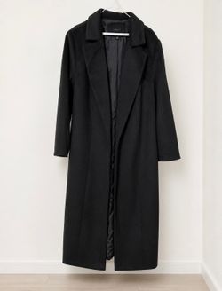 Woman’s NEW black Coat.