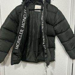 Moncler Men Small