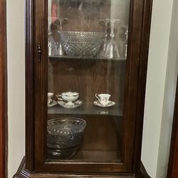 Wooden China Cabinets 