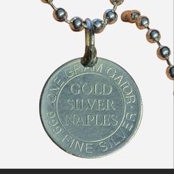 999 Pure Solid Silver 1969 Vintage Gold & Silver Brand Gator Naples Florida pendant / Charm / Amulet jewellery

15mm long 
Pendant 