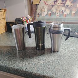 3 Insulated Coffee Mugs