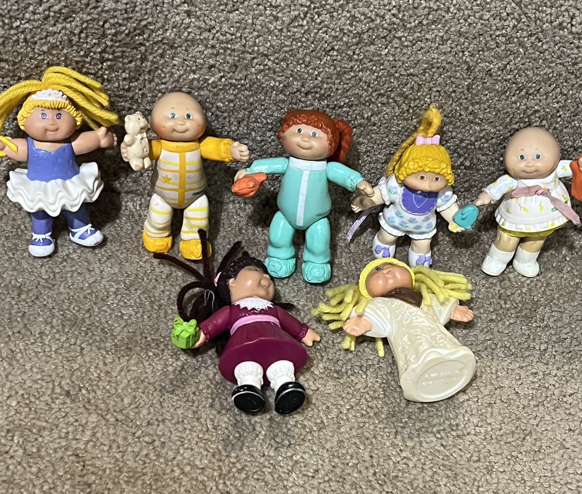 Vintage & McDonald’s Cabbage Patch Kids Toys With Movable Legs 1984 lot of 7 