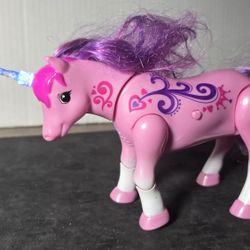 Little Live Pets Sparkles My Dancing Unicorn by Moose Toys 0128 lights and movies Kids Horse Toy 🐎