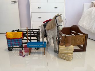 American Girl Horse and Stable