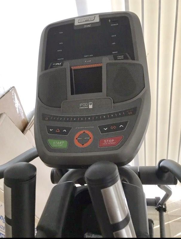 AFG 3.1AE Elliptical Trainer for Sale in Lynnwood, WA OfferUp