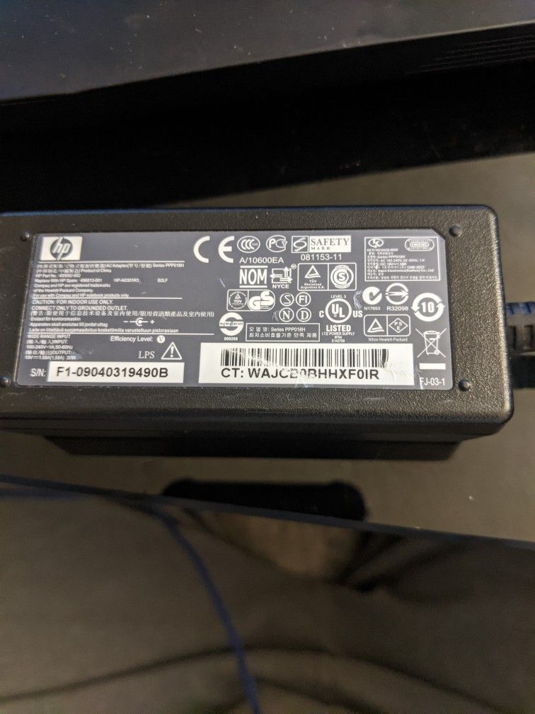 HP AC/DC Adapter HP PPP018H