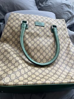 Authentic Gucci purse