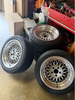 BMW Style 5 style wheels with tires 17”