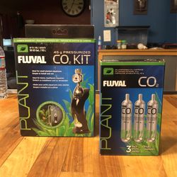 FLUVAL 45g CO2 Kit And 3 Pack Of Cartridges