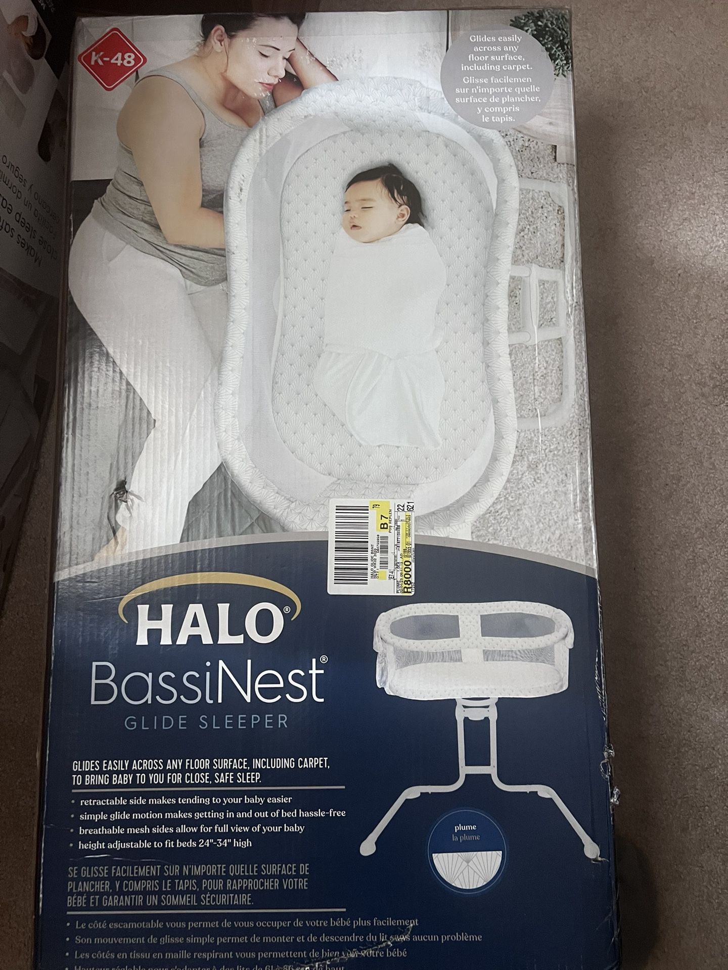 Unboxed Halo Glide Bassinest, pad cover and fitted sheet. 