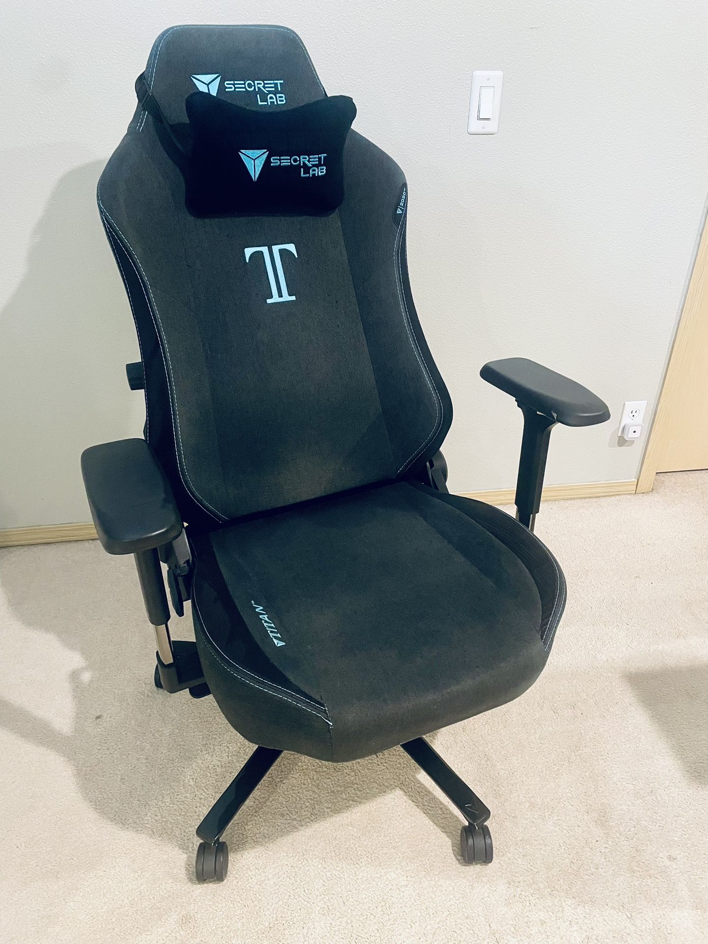 Secretlab Titan Evo XL Gaming Chair