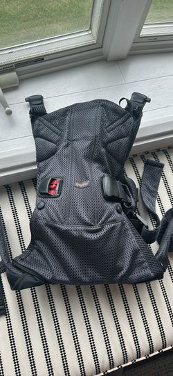 Babybjorn infant carrier