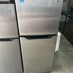 Danby Refrigerator 