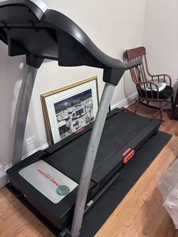 FREE — ProForm 8.0 ZT Treadmill (Pickup Only)