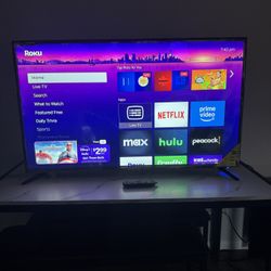 New Sceptre 43" LED TV 1080P  With Roku 