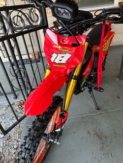 Happy Run F18Red Dirt Bike with Number 18 Graphics
