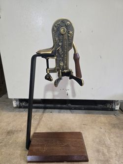 Estate Wine Opener With Stand