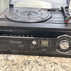 Encore Technology CD Player With Turntable And Stereo Radio