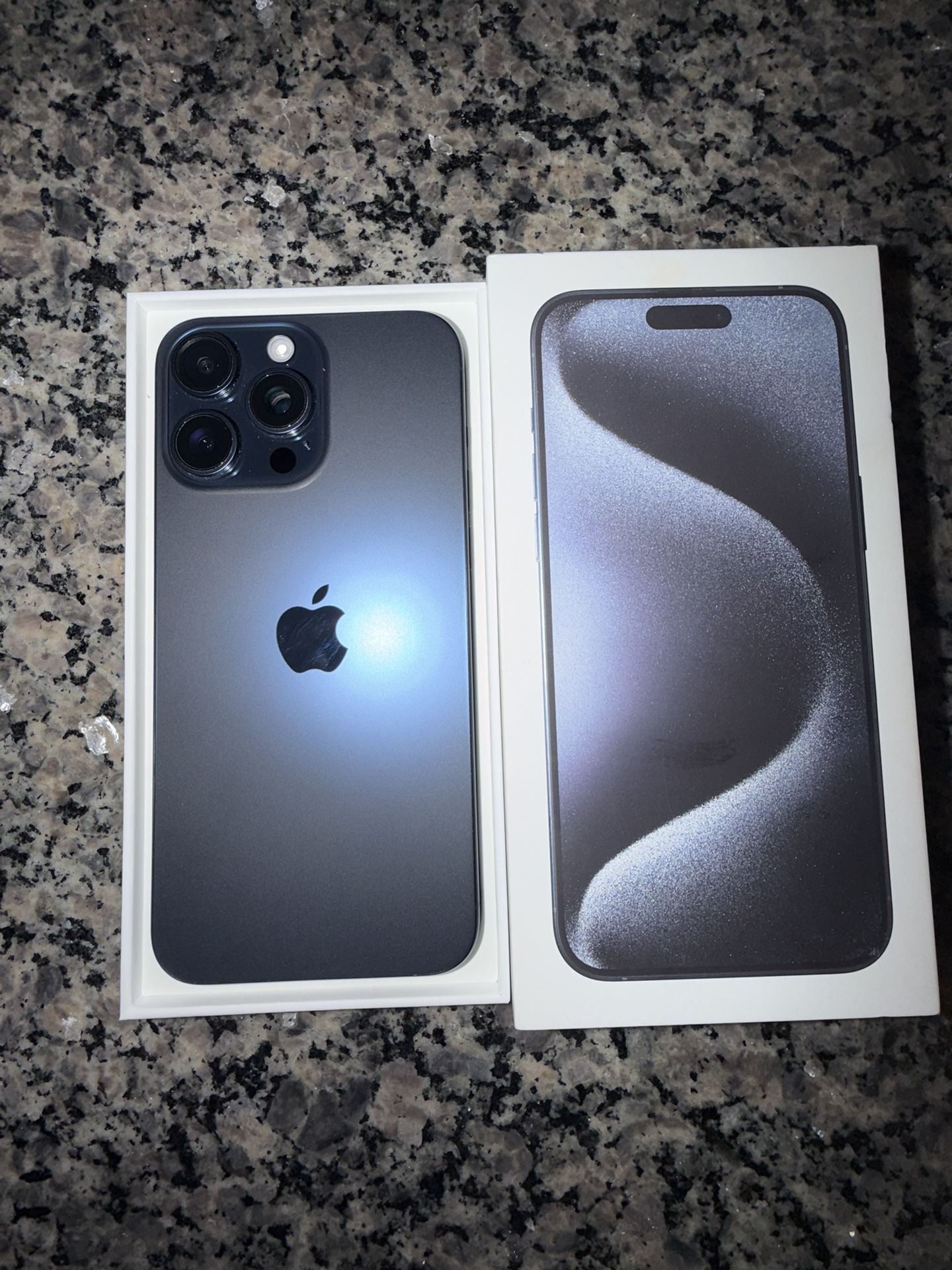 iPhone 15 PRO MAX (ATNT/CRICKET)