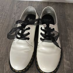Dr.Martens 1461 Hearts LIMITED ADDITION Size 9
