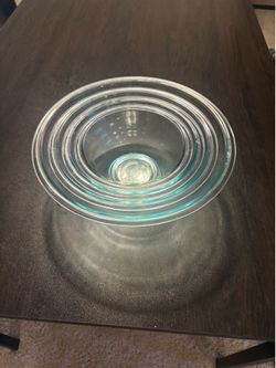 Glass mixing bowls