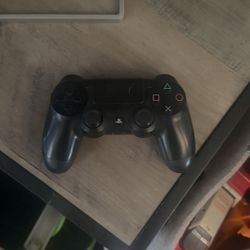 PS4 Controller 