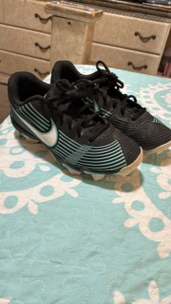 Softball Nike cleats