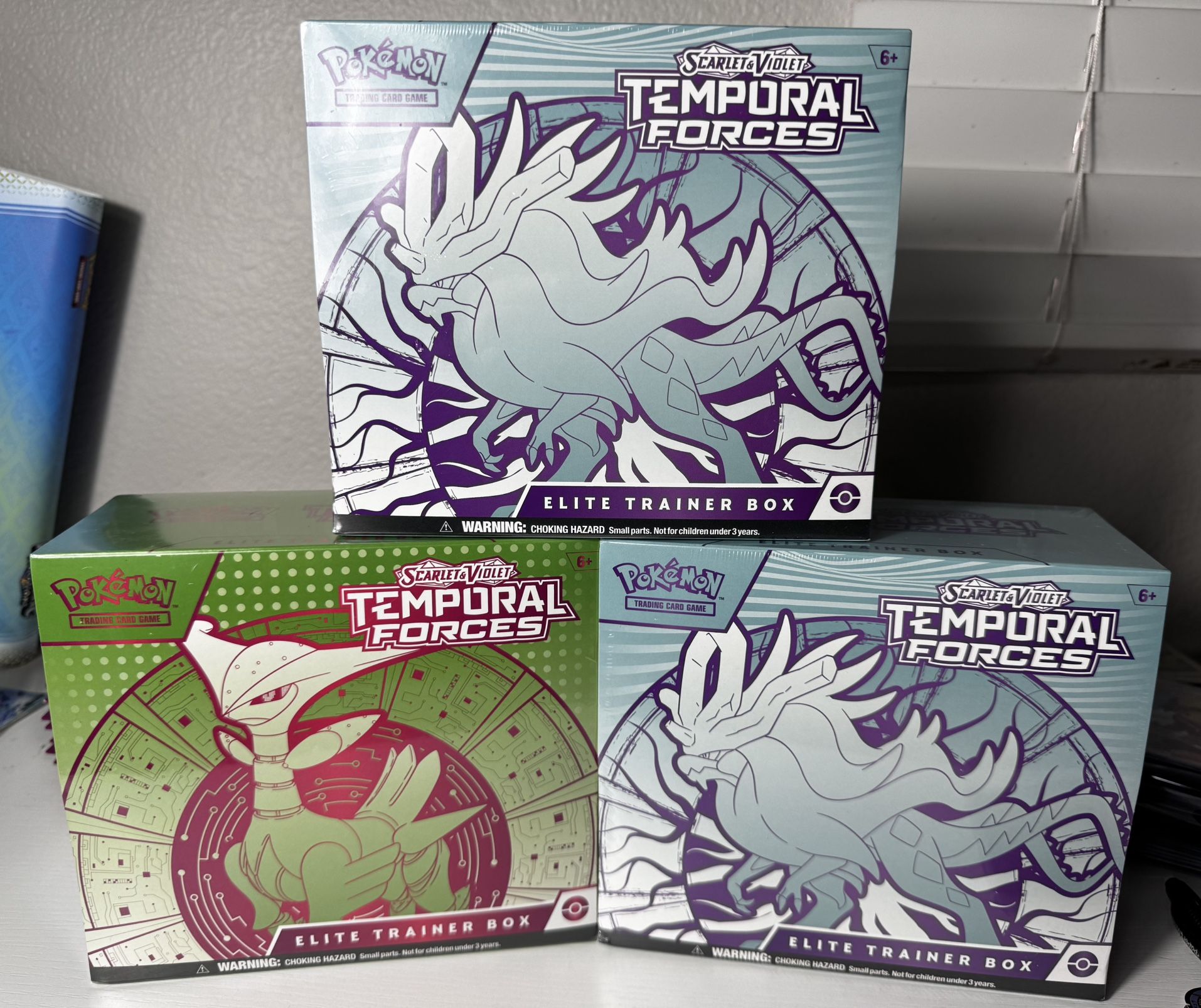 Temporal Forces Elite Trainer Box Pokemon Cards