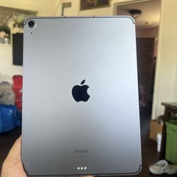 Apple iPad Air 5th Generation WiFi 64gb 10/10 Condition