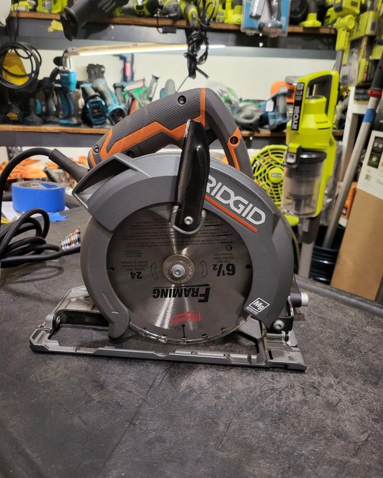 RIDGID 6-1/2" IN. CIRCULAR SAW