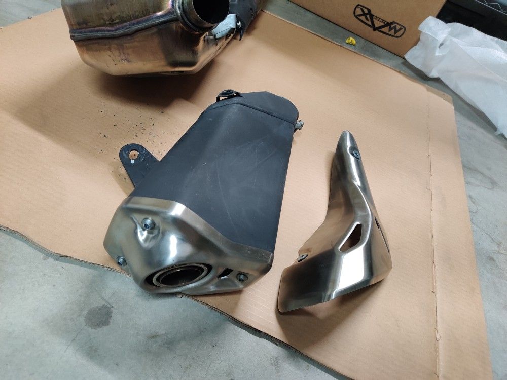 Kawasaki Z 900 2017-2019 Full Exhaust System Factory for Sale in