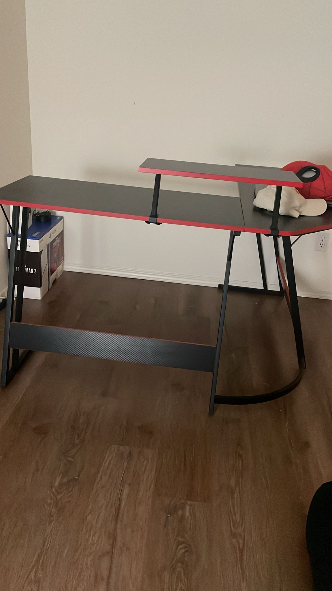 Gaming Table Set Up 