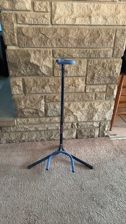 Guitar stand
