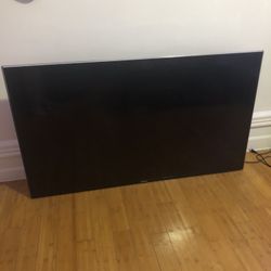 Samsung LED 60” Flatscreen TV with Hanging Wall Mount
