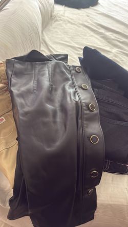 Pants for sale size 8, 7, 6. Brands CK, True teligionAnn Taylor leather shirt.