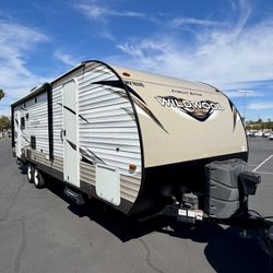 2018 Wildwood X-Lite Travel Trailer