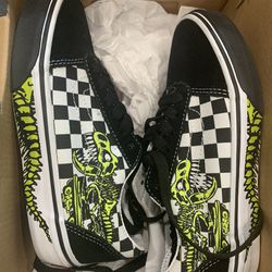 Vans Shoes Size 2 Brand New Never Used 