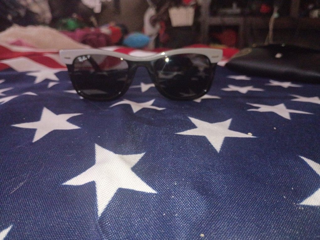 Ray Ban