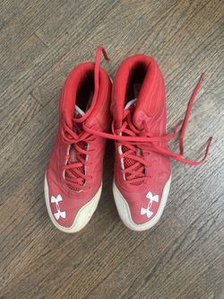 UnderArmour Cleats