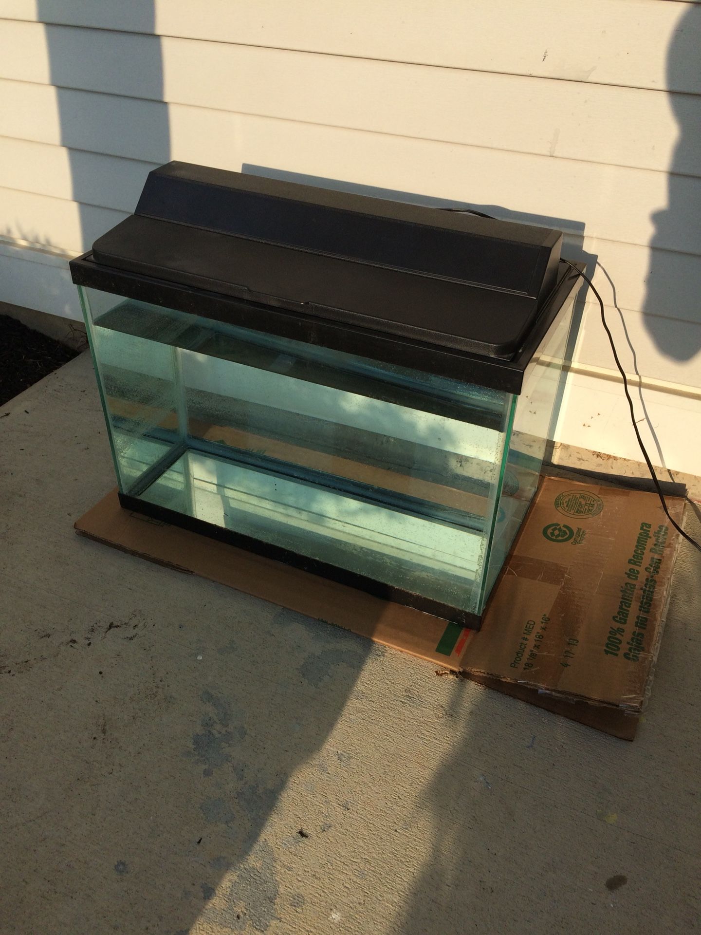 20 gallon aquarium fishtank