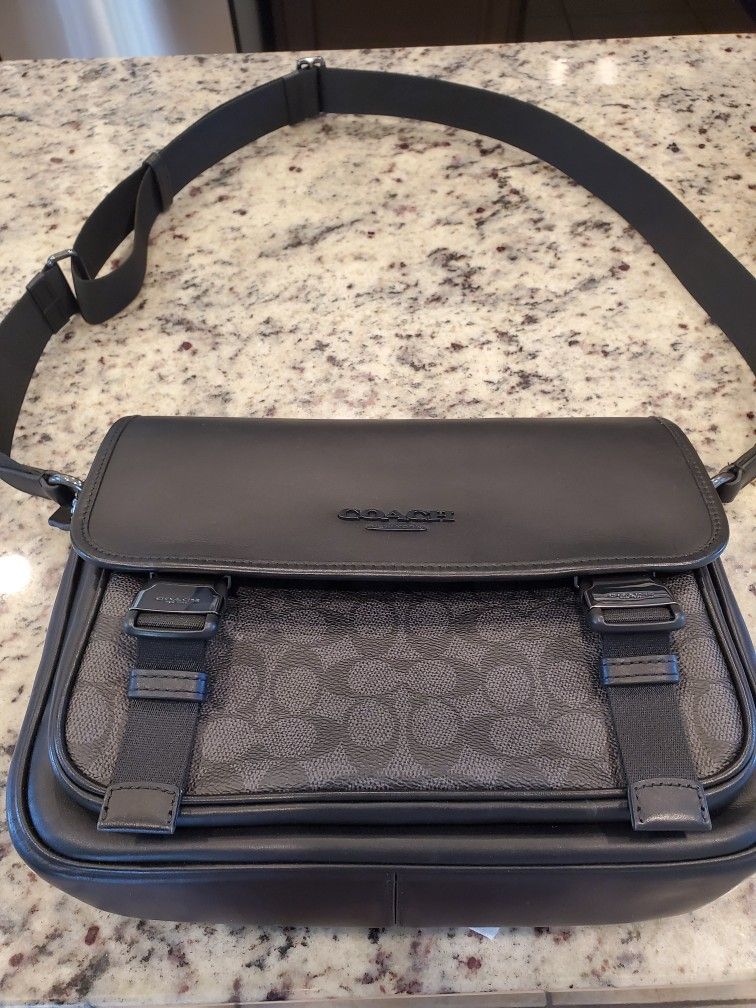 Coach Messager Racer Bag