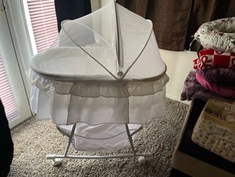 White Baby Bassinet with Canopy and Wheels
