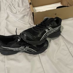GEL-KAYANO 14