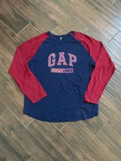 GAP tee