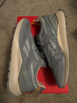 Reebok Classic Sneakers Looney Tunes